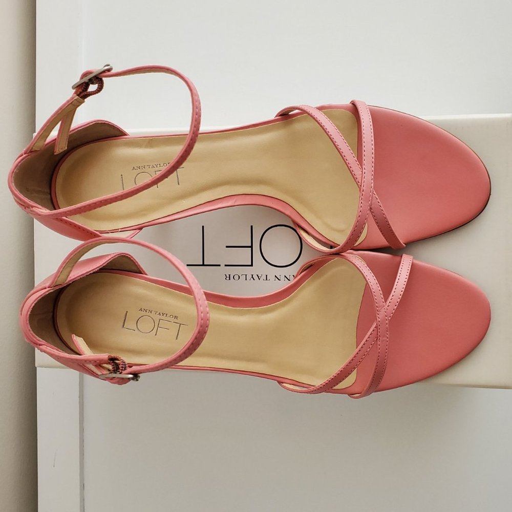 Ann Taylor Loft Leather Ankle Strap 3" Wood Heel Sandals | Like New | 6.5 | Pink - Picture 16 of 16